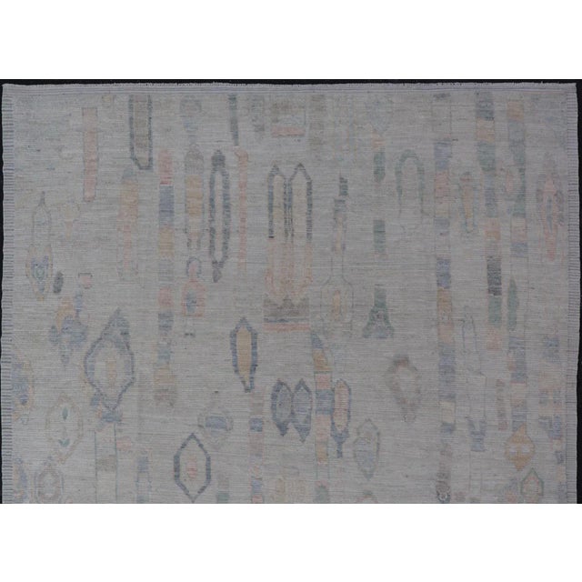 Gray Modern Tribal Rug by Keivan Woven Arts, Handwoven Wool 9'0 X 11'11 For Sale - Image 8 of 12