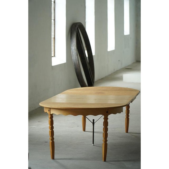 Mid-Century Danish Round Dining Table in Oak with Three Extensions, 1960s For Sale - Image 9 of 18