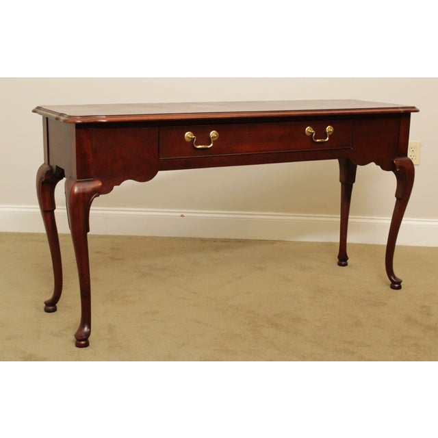 Thomasville Mahogany Collection Queen Anne Style Sofa Table Console