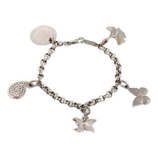 25940 - Carrera Y Carrera 18k White Gold 5 Dangle Charm Bracelet For Sale