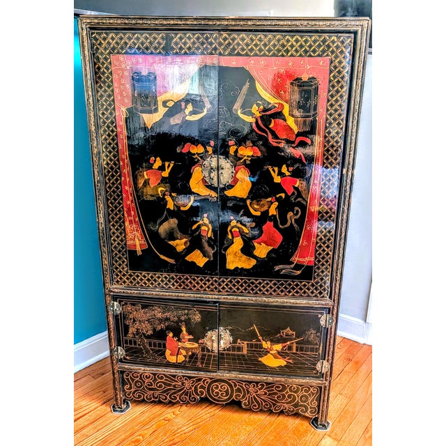 Vintage Chinese Chinoiserie Black Lacquer Armoire Cabinet For Sale In New York - Image 6 of 14