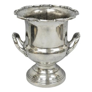 Mid 20th Century Leonard Victorian Silver Plated Trophy Cup Urn Champagne Wine Chiller Ice Bucket For Sale