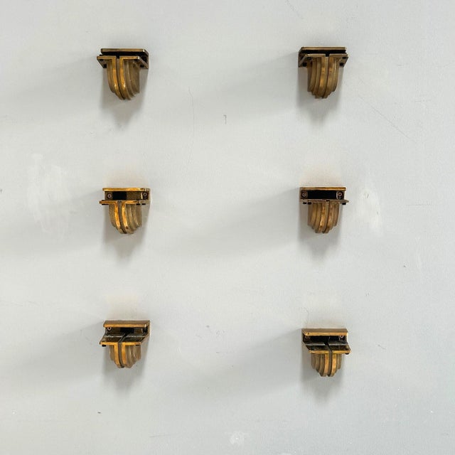 Peter Ghyczy Three Level Glass Shelf with Bronze Brackets by Peter Ghyczy, 1980s, Set of 3 For Sale - Image 4 of 9