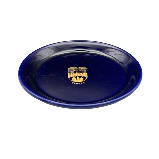 Vintage Hotel Des Bergues Geneva Switzerland Cobalt Blue Catchall Vide Poche For Sale - Image 4 of 7