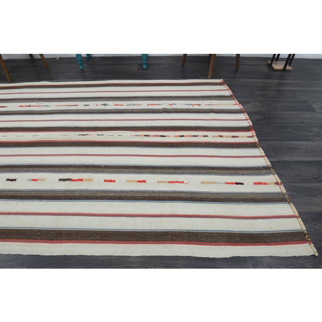 1970s Vintage Handmade Wool Cotton White Area Rug For Sale - Image 11 of 11