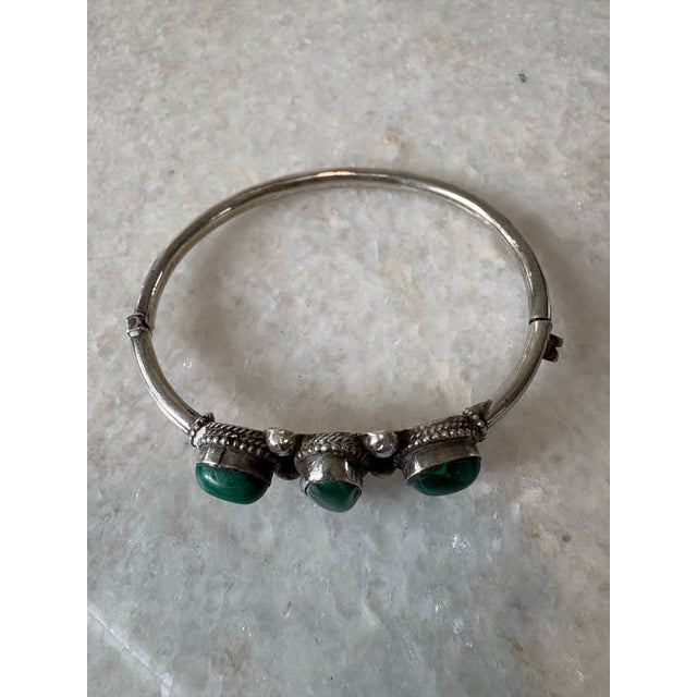American Sterling Silver and Malachite Handed Bangle Bracelet With Clasp For Sale - Image 3 of 5