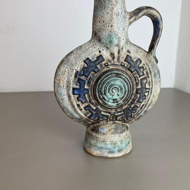 Sculptural Fat Lava Pottery Vase attributed to Jopeko, Germany, 1970s For Sale - Image 4 of 18