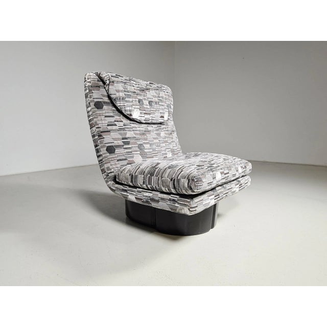 Fabric and Fiberglass Comfort Armchair by T. Ammannati & G.P. Vitelli, Italy, 1970s For Sale - Image 9 of 9