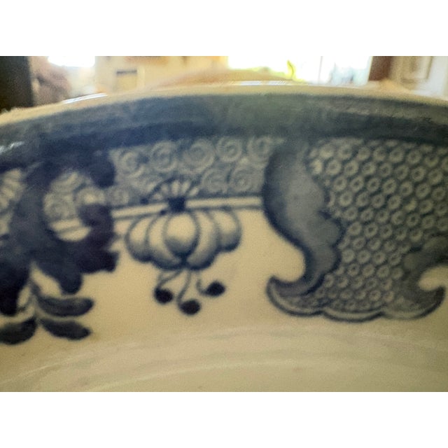 English Early 19th Century Mason's Blue Willow Ironstone Dinner Plate For Sale - Image 3 of 9