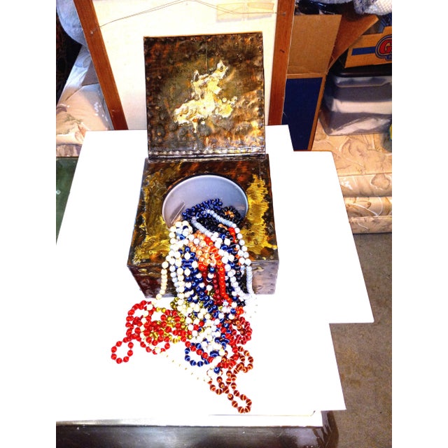 Modern 1970s Jewelry Treasure Chest For Sale - Image 3 of 12