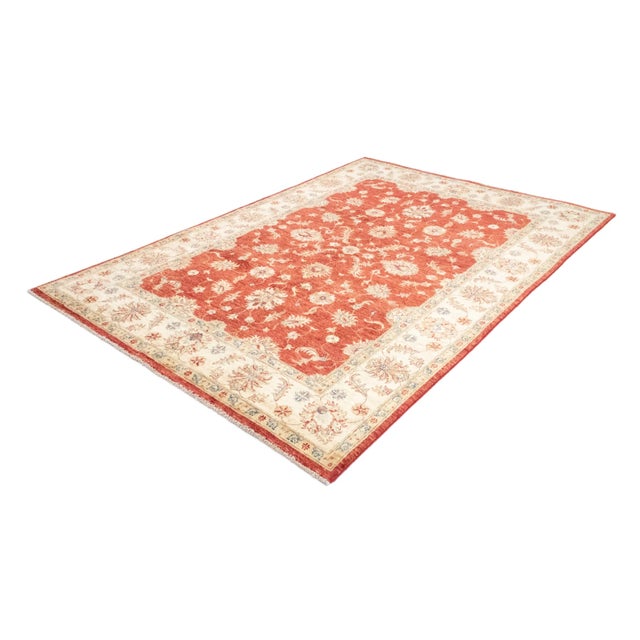 Middle Eastern Rug in Wool For Sale - Image 4 of 11