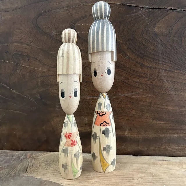 Cream Kawaii Sosaku Kokeshi Dolls, Japan, 1980s, Set of 2 For Sale - Image 8 of 9