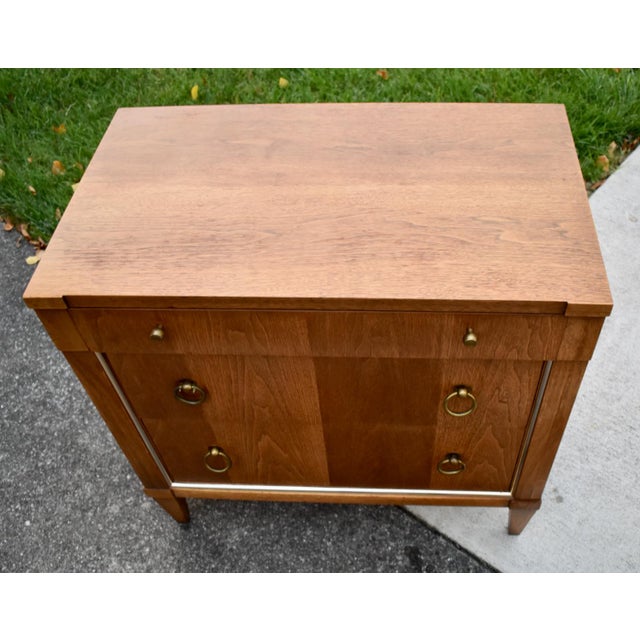 John Stuart John Stuart Walnut Nightstand Mid Century Modern Vintage 3 Drawer Chest Brass For Sale - Image 4 of 15