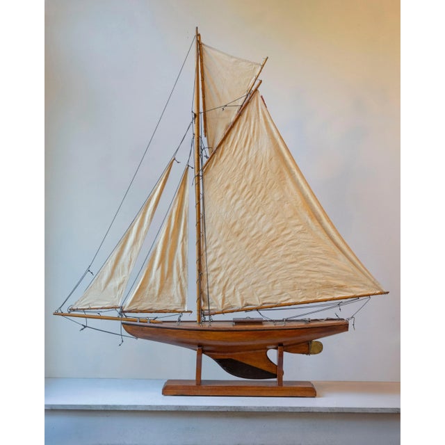 Early 20th Century Carved wood racing Yawl For Sale - Image 5 of 12