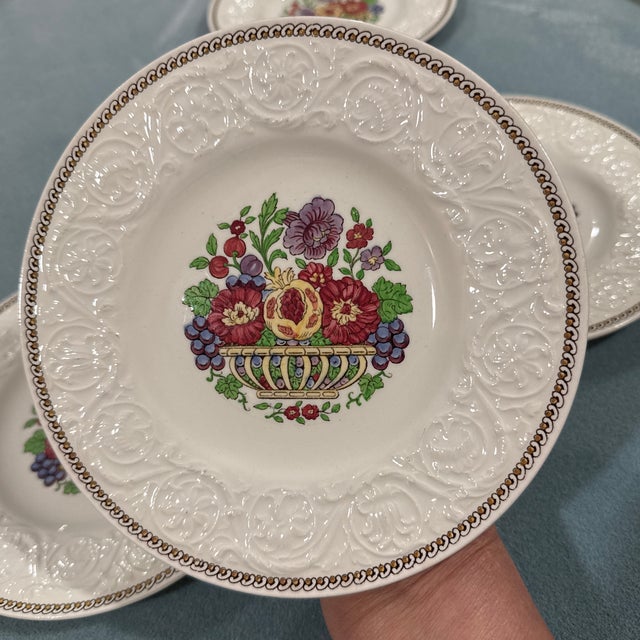Ceramic 1960s Windermere Wedgwood Patrician #74y009 For Sale - Image 7 of 9