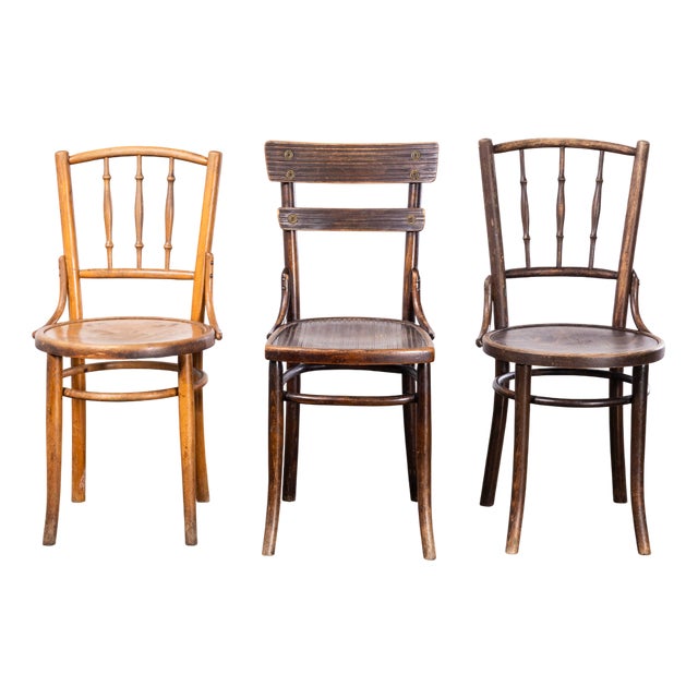 Mixed Bentwood Debrecen Spindle Back Dining Chairs, 1940s, Set of 4 For Sale