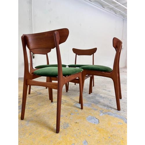 Chairs in Teak by Schiønning & Elgaard for Randers Møbelfabrik, Set of 4 For Sale - Image 10 of 11