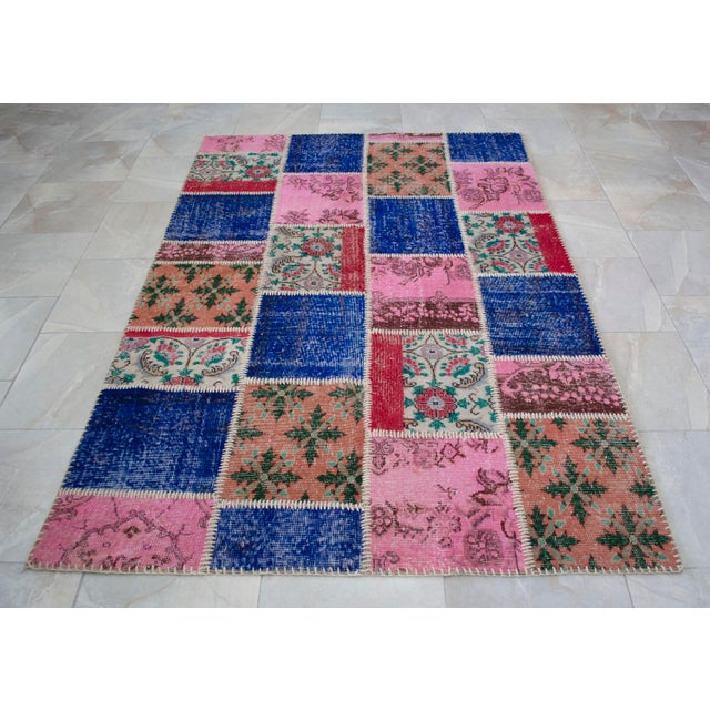 Vibrant Pink & Red Turkish Rug Hand Knotted Handstitched Art - 5'7"x7'10" For Sale - Image 13 of 17