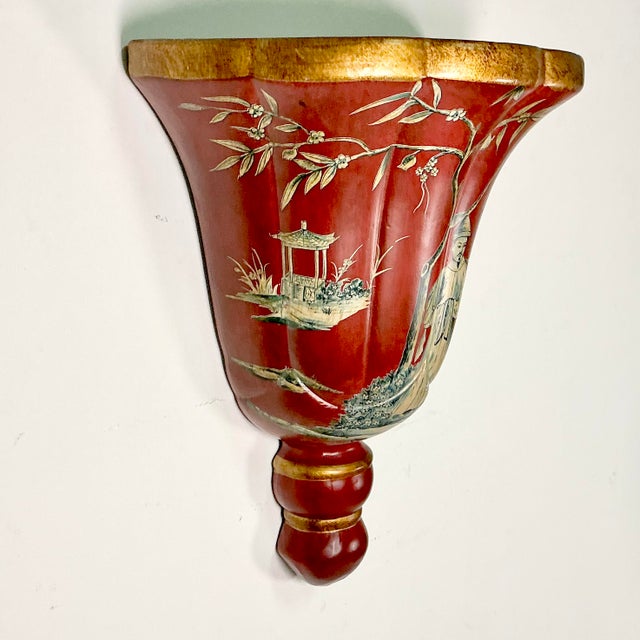 Ceramic 1980s Vintage Chinoiserie Hollywood Regency Boho Chic Large Ceramic Wall Pocket, After Mottahedeh For Sale - Image 7 of 16