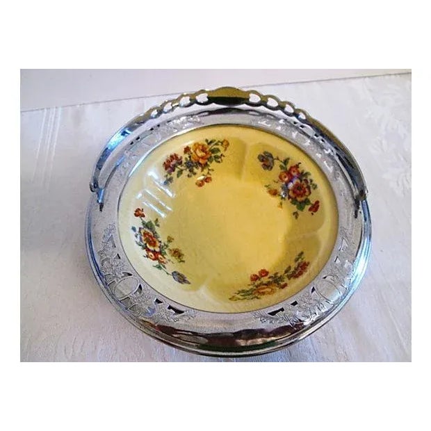 Metal 1930's Golden Maire Serving Bowls - A Pair For Sale - Image 7 of 8