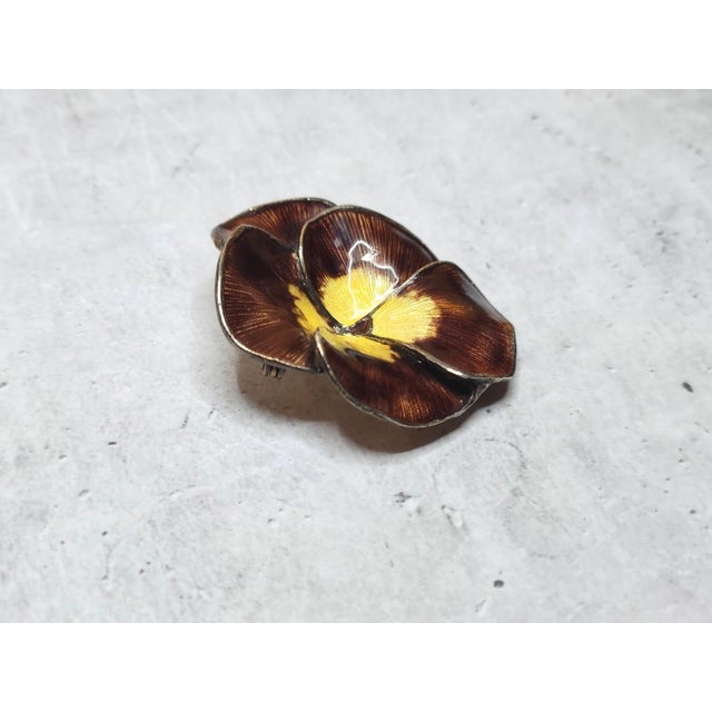 Art Nouveau Vintage Finn Jensen Sterling Silver Enamel Pansy Brooch, Norway 1950 For Sale - Image 3 of 10