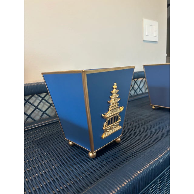Metal Pagoda Chinoiserie Blue Cachepot For Sale - Image 7 of 8