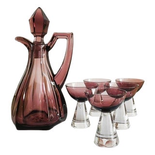 Vintage Art Deco Glass Carafe and Glasses in Mulberry Purple, 1950s, Set of 6 For Sale