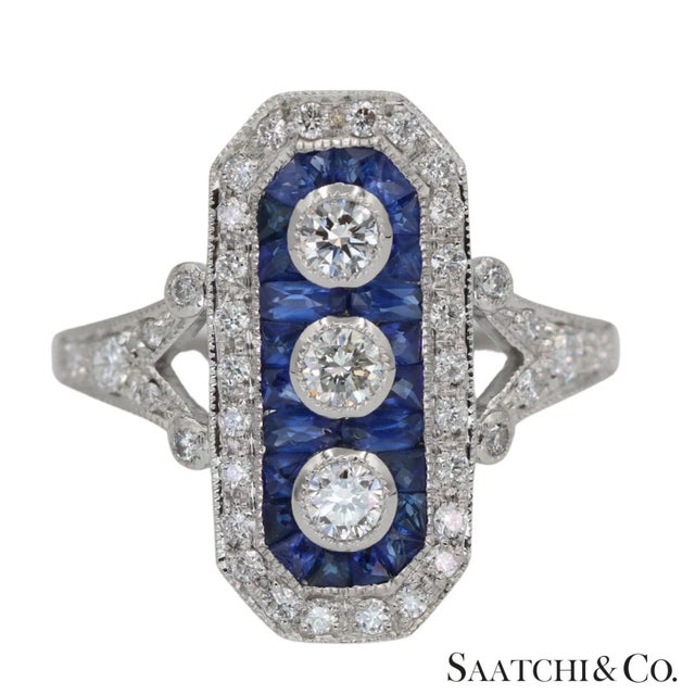 Early 21st Century Platinum (950) Natural Diamond and Natural Sapphire Elegant Ring For Sale - Image 5 of 11