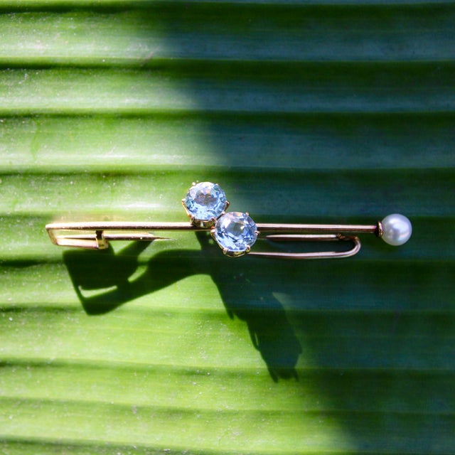Gold Early 20th Century Tiffany & Co. Edwardian 16k Gold Scarf Pin/ Brooch With Aquamarine and Pearl For Sale - Image 8 of 9
