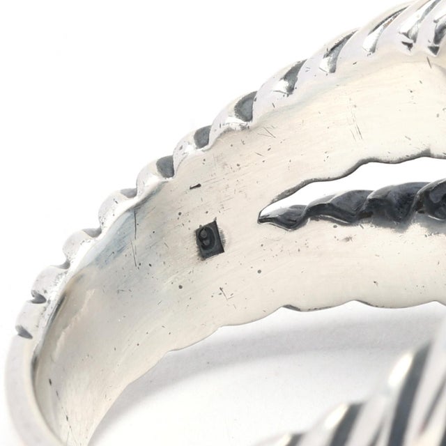 David Yurman 13.85ctw Blue Topaz and Diamond Ring, SterlingSilver 18k White Gold, Size 8.25 For Sale In Greensboro - Image 6 of 8
