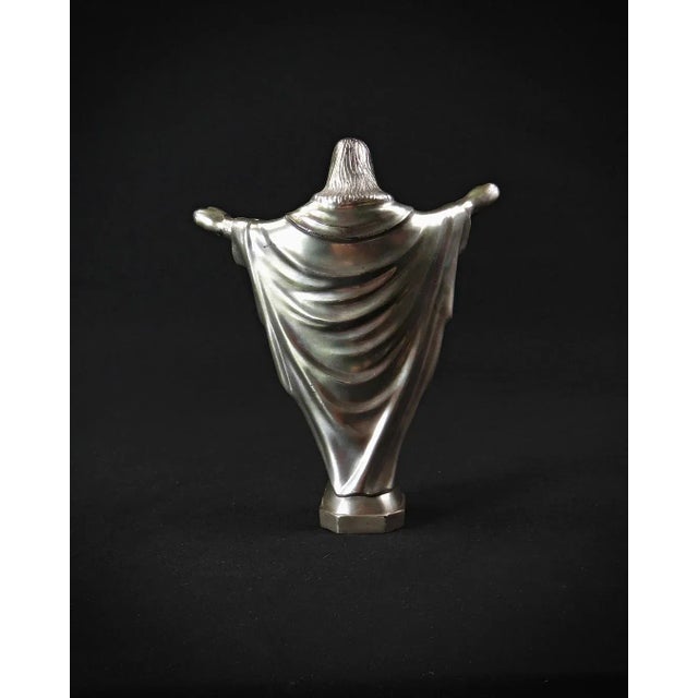 1920s Art Deco Statuette of the Sacred Heart of Jesus Christ in Spelter, 1920s-1940s For Sale - Image 5 of 10