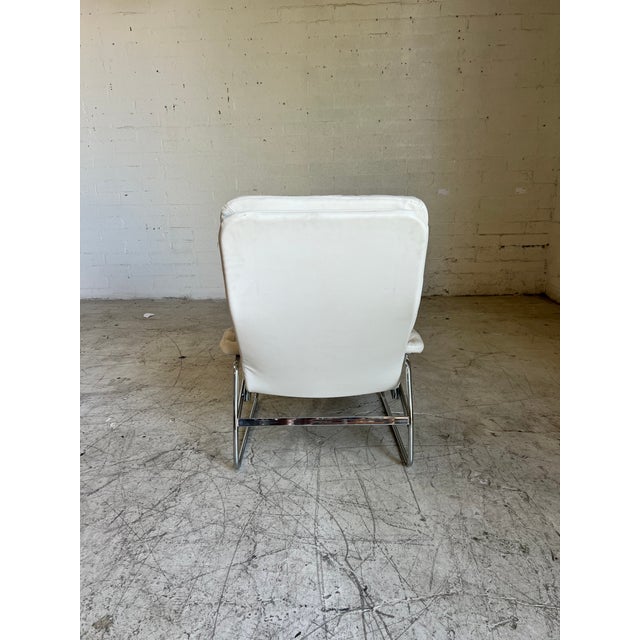 Mid-Century Modern Swedish Tiltable Leather and Chrome Chaise Lounge by Sam Larsson for Dux For Sale - Image 3 of 11