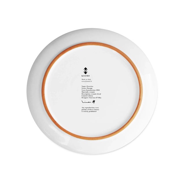 Contemporary Overview | Passage Ceramic Plate by Vincenzo D’Alba for Kiasmo For Sale - Image 3 of 4