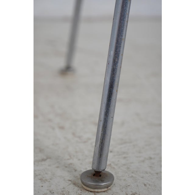 Harry Bertoia for Knoll Pair of White Wire Frame Bar Stools For Sale - Image 15 of 18