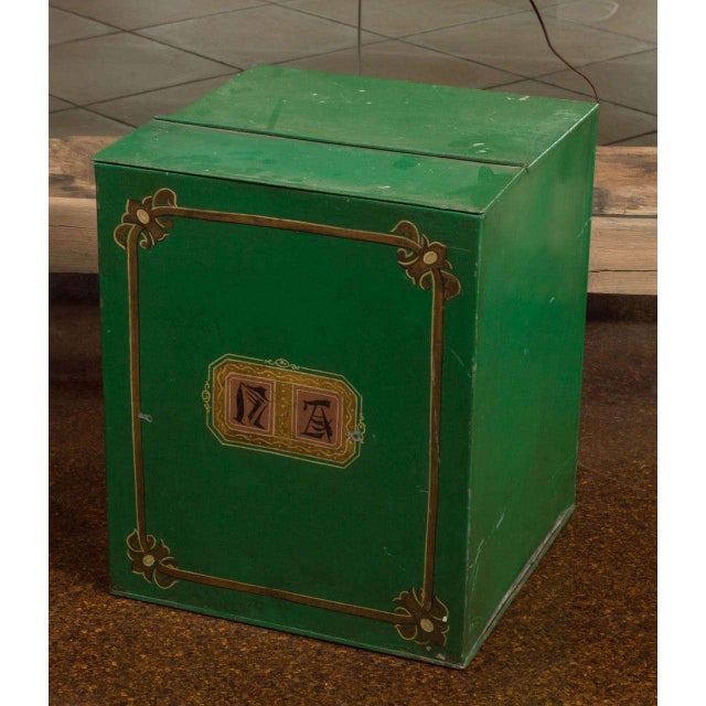 Large Scale Green Tin Bin, English Circa 1880 For Sale - Image 4 of 7