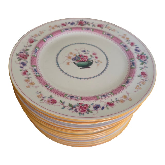 Royal Doulton Urn Pattern Dinner Plates Set of Fifteen For Sale