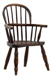 Example of Windsor Chairs in Greensboro