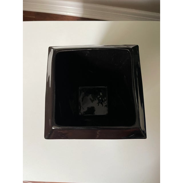 Late 20th Century 1980s Postmodern Art Deco Style Black Gloss Tapered Square Vase For Sale - Image 5 of 8