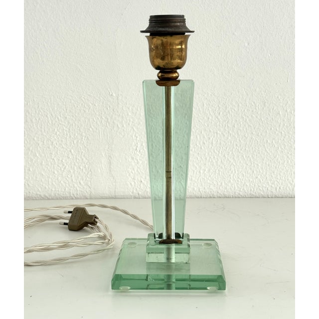 1950s Italian Table Lamp with Green Glass and Brass Details from Fontana Arte, 1950s For Sale - Image 5 of 18