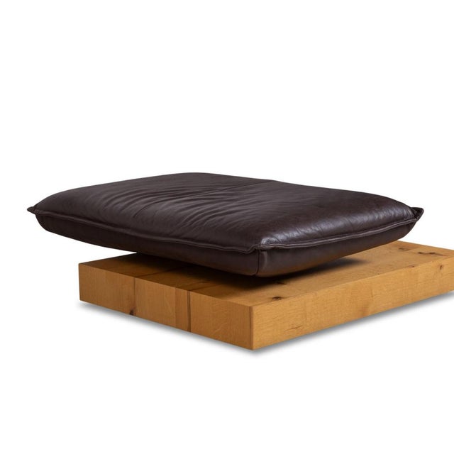 Free Motion Edit 3 Leather Pouf from Koinor For Sale - Image 4 of 12