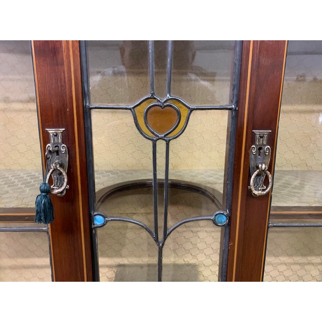 Arts and Crafts Inlaid Mahogany Display Cabinet, 1900 For Sale - Image 11 of 18