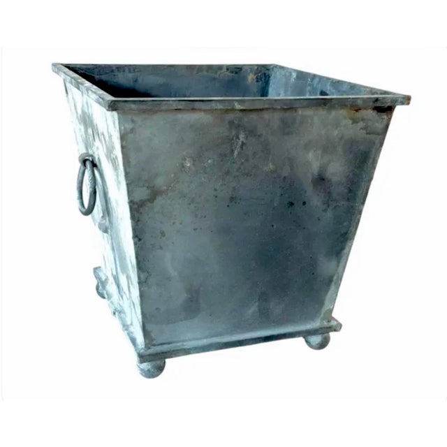 Pair of Neoclassical Metal Planters, Gray Patina For Sale In Tampa - Image 6 of 9