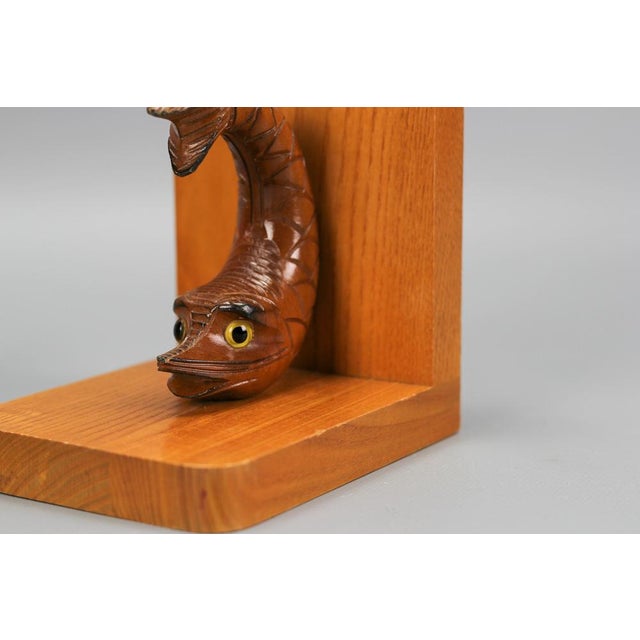 Hand Carved Sturgeons Wooden Bookends, Germany, 1970s, Set of 2 For Sale - Image 9 of 18