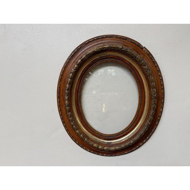 Original Baroque bullseye frame. Dimensions: Height x Width 61 x 55 cm, Back inside 41 x 39.5 cm. For sale is a Baroque...