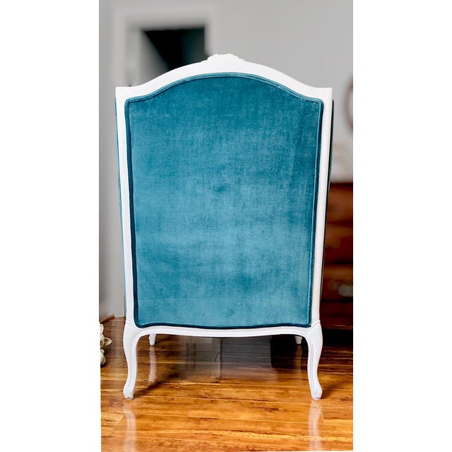 Teal Mid-20th Century French Provincial Wingback Chair in Kravet Peacock Blue Velvet For Sale - Image 8 of 18