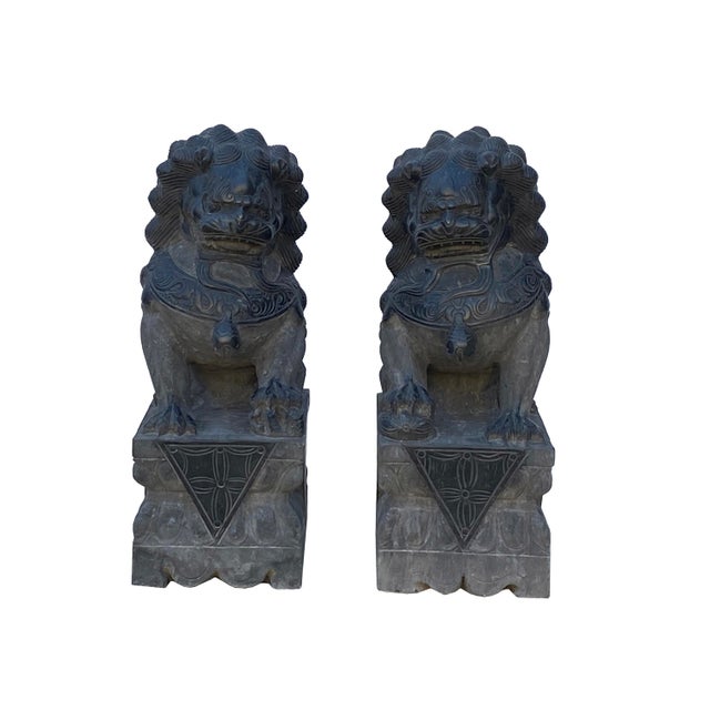 Stone 20" Chinese Pair Black Gray Stone Fengshui Foo Dog Lion Statues For Sale - Image 7 of 13