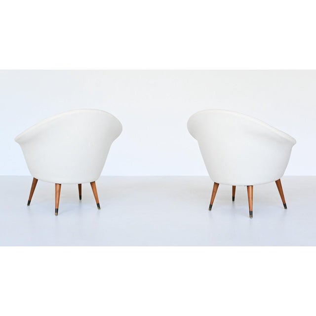 Beautiful pair of Scandinavian lounge chairs in the style of Nanna Ditzel, Denmark 1960. It´s shape is very close to the...