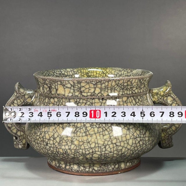Chinese Ge-Type Crackle Glaze Porcelain Censer With Handles For Sale - Image 4 of 9