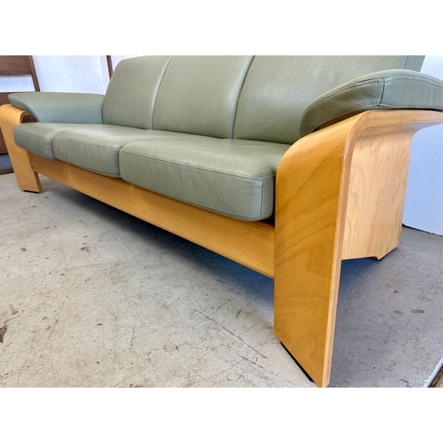 Mid 20th Century Ekornes Stressless Pegasus Sofa For Sale In Las Vegas - Image 6 of 7