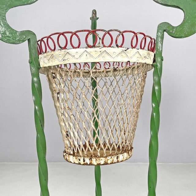 Italian Art Nouveau White Green Wrought Iron Vase Holders with Dragons, 1900s, Set of 2 For Sale - Image 15 of 18